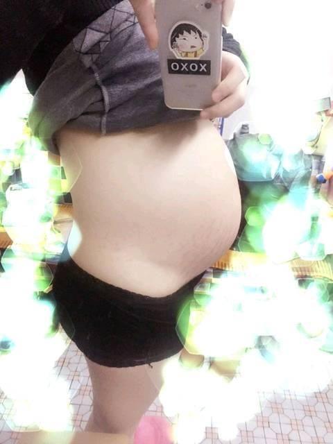 轻微撕裂顺产男宝宝一枚, 附孕期症状如下