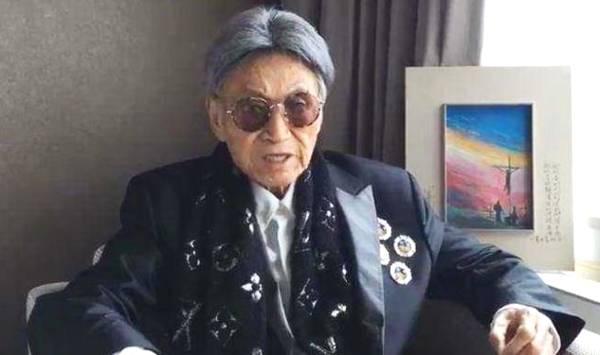 曾是台湾著名主播: 50岁时17岁女友生子 85岁安乐死