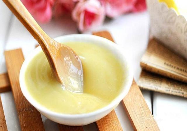 女人过了30岁, 多吃碱性食物, 补充雌激素显年轻, 肌肤有弹性!