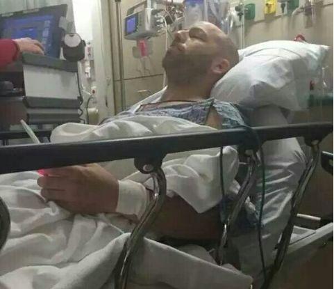 男子后背被鲨鱼划开, 伤口长达近半米, 送往医院医生却表示很庆幸