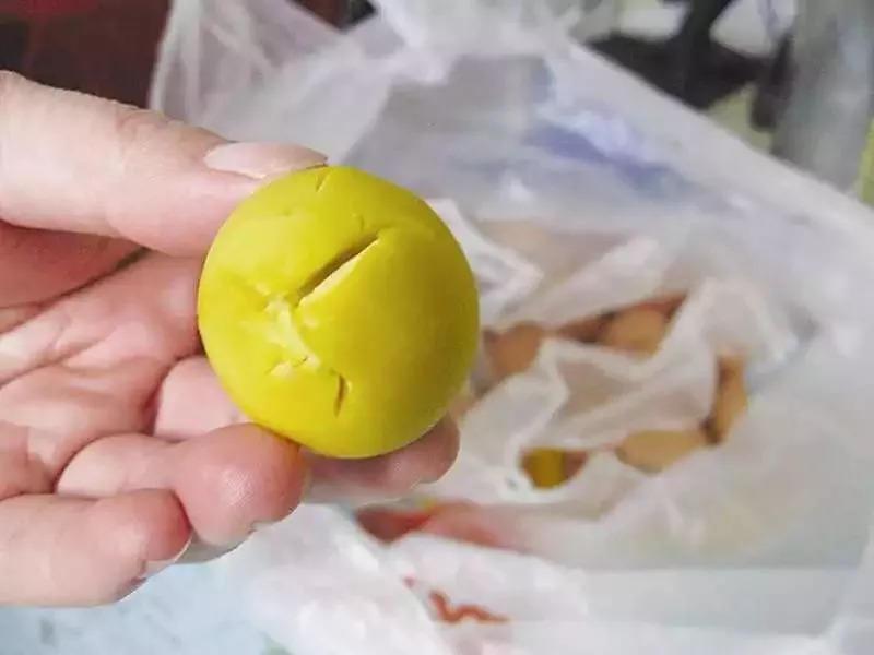 给花吃个鸡蛋, 长得嗷嗷旺, 叶子绿得冒油!