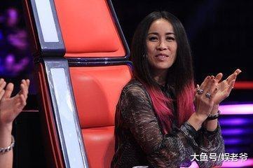 爆款歌手现状公开! 演唱会成比惨大赛, 一个倾家荡产一个观众七人