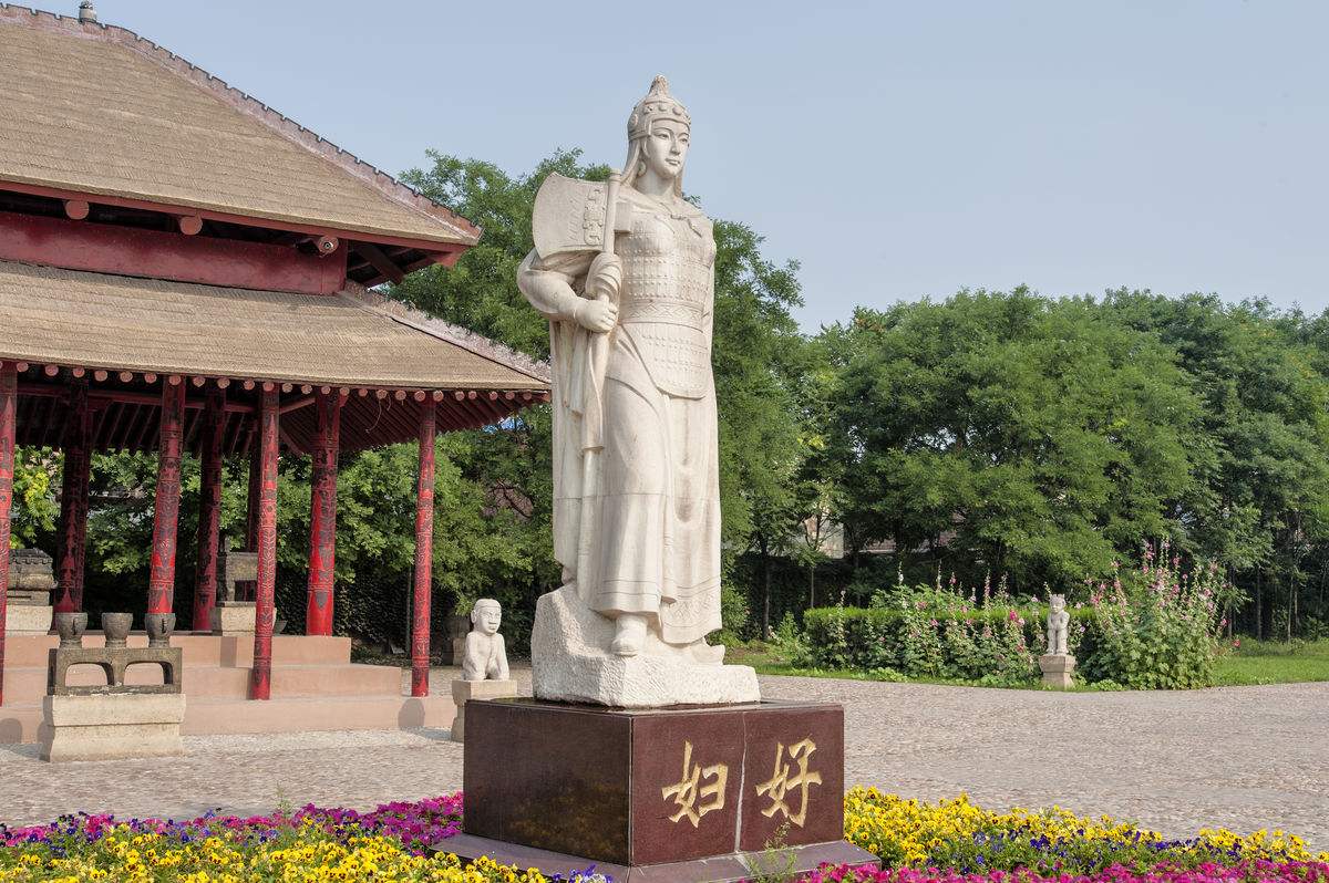 妇好，商朝君主武丁的妻子，中国