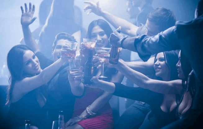 酒精的死对头, 喝酒前悄悄嚼三粒, 众人皆醉我独醒, 酒后不头痛