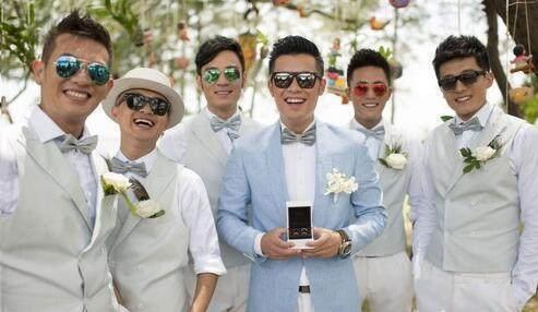 他参加七场婚礼四对被曝出轨, 被封最毒伴郎, 剩下三对要挺住啊