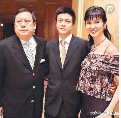 童星出身嫁入豪门, 丈夫出轨分得4亿分手费, 如今61岁宛如40岁!