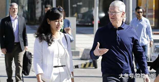 她是滴滴的女总裁, 不仅实力强还漂亮, 掌管4.5亿人的出行