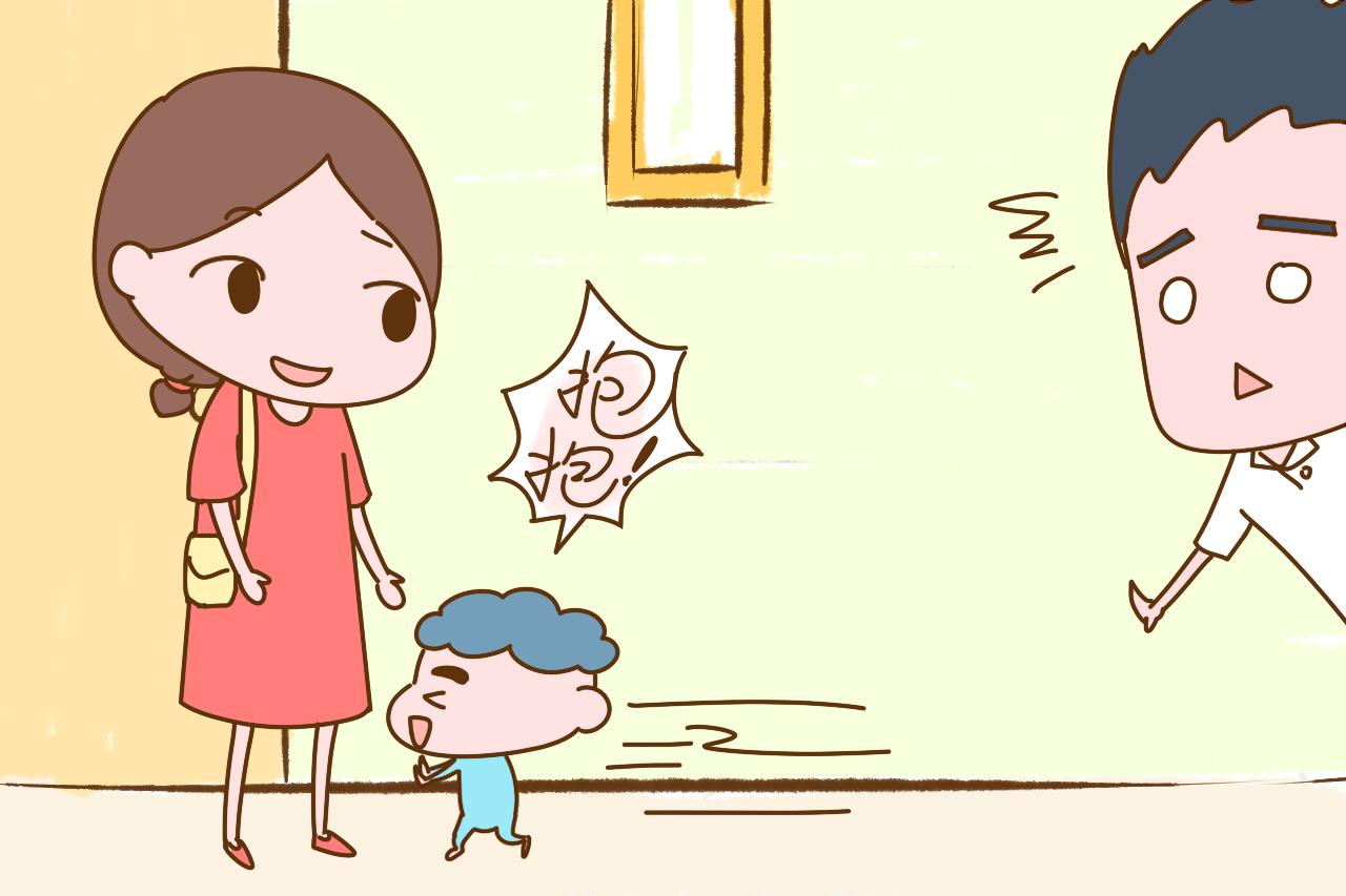 宝宝的这些“萌”举动, 是在表达对妈妈的爱意, 妈妈就偷乐吧