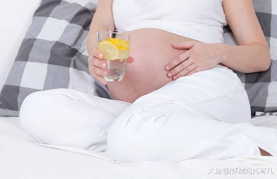 孕妇常喝柠檬水的8大好处, 你喝了吗