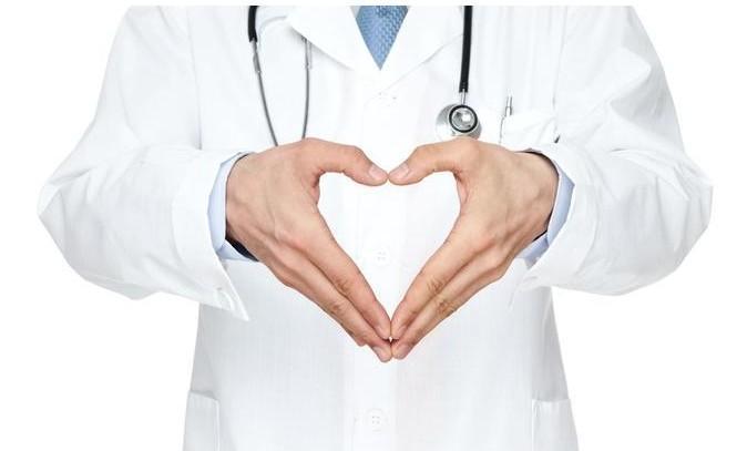 5岁孙子被爷爷带进按摩店做这种事, 回家后1小时男孩瘫痪