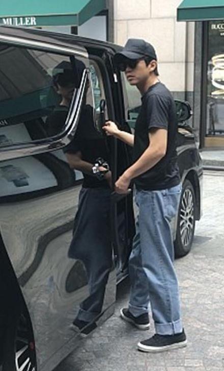 邓超孙俪误撞婚礼, 曾也闹过乌龙的张馨予一定没想到有这一天
