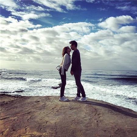 女孩腹痛难忍, 查出病因痛哭, 医生解释说: 经期的一个习惯害的!