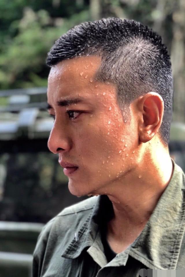 贾乃亮一头泥拼命拍戏暴瘦, 粉丝喊话: 人生没有不变的永恒