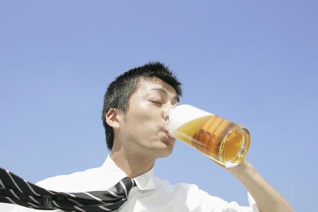 喝酒的这几个禁忌, 经常喝酒的人要知道! 4个喝酒的护肝小技巧