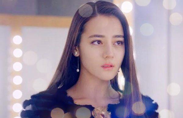 迪丽热巴累到脸崩? 网友却称不离开嘉行, 她就是下一个杨幂!