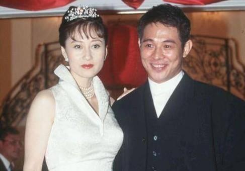 曾因容貌太出众差点招来杀身之祸, 李连杰为她甘愿放弃所有!