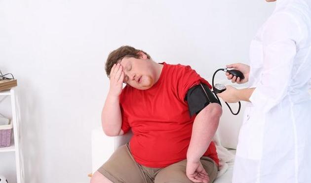 喝水会夺命? 直接危害生命的6大喝水坏习惯, 你中招没?