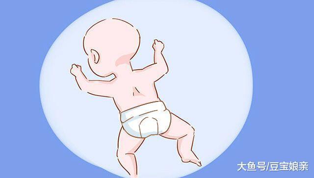 内裤型纸尿裤有啥特别之处? 宝妈: 宝宝会爬后你就知道了
