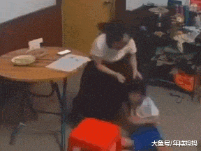 深圳女童被暴打虐待: 有的人就是不配当爹妈!