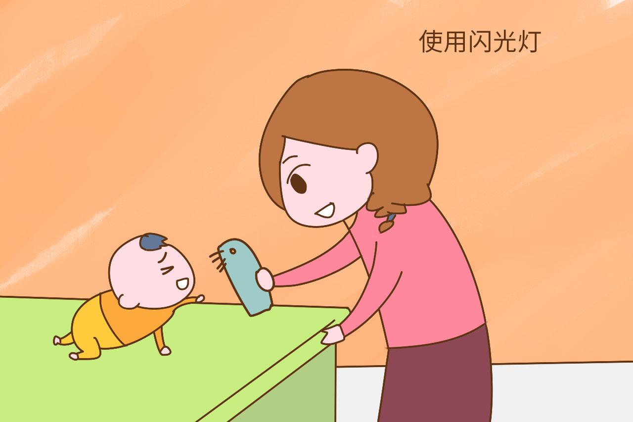 给孩子拍照时, 家长的这三种做法, 比打骂揍娃的危害还大