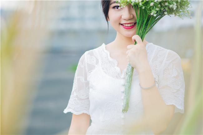 爱上了我的英语老师, 那天晚上她说约我