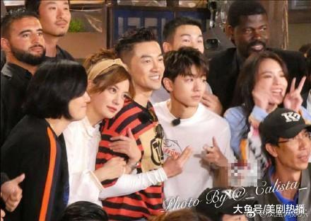 《中餐厅2》杀青后王俊凯潸然泪下, 这个小暖男有颗柔软的心啊!