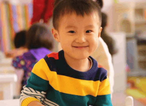 孩子幼儿园时期就有这些表现, 上小学成绩会不好, 爸妈可要多上心