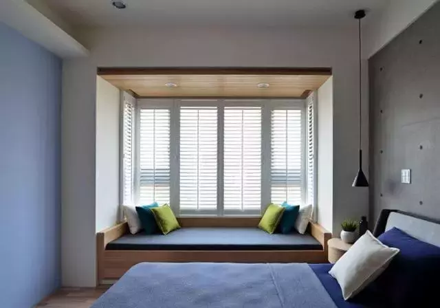 飘窗是啥样子的 dcbae91fbaf994e5bbbdd61489cd3b2dx640x448x14.webp