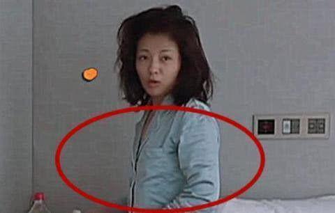 40岁刘涛起床素颜照曝光, 双眼无神皮肤暗黄! 网友: 贤妻不易!
