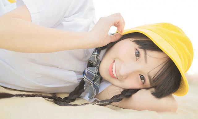 女人内心越是放不下你, 越会有这3个表现, 尤其是第三个