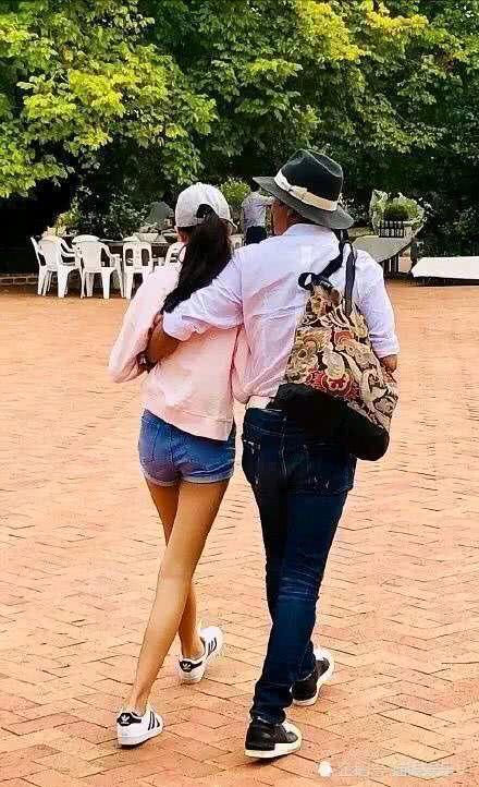 任达华反对女儿做明星, 13岁身高170颜值超高, 跟关晓彤有一拼