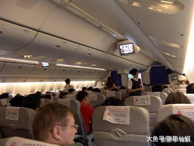 空姐是怎么看待飞机上要第二份飞机餐的乘客的? 说出来你都不信
