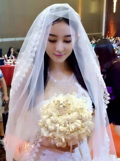 张馨予大婚哭着说感言, 明星在婚礼上的告白都好感人啊