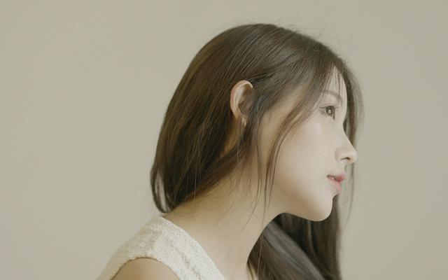 女人有这三个表现, 说明心里还有其他男人