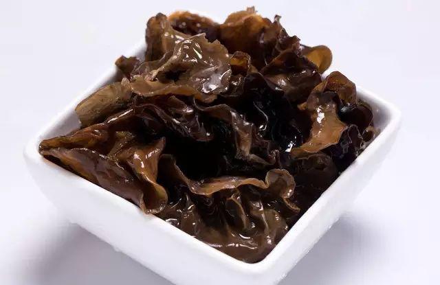 46-55岁, 想健康长寿, 尽量做到“多3黑”、“少3高”