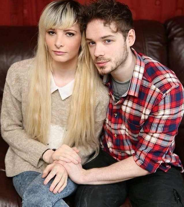 帅小伙交了一个男朋友被嘲笑, 不料男友做手术变女人后, 都懵了!