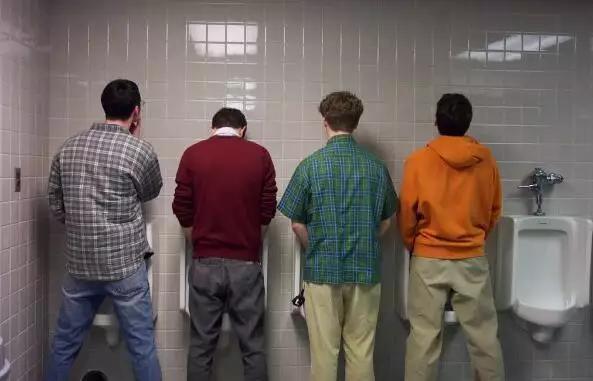 男人晨起, 如果没有出现4个症状, 恭喜, 你的身体还算健康