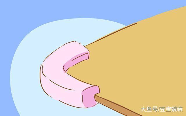 宝宝十个月大时, 还不会这个技能, 可能是他发育不正常