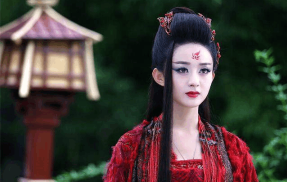 有一种勇气叫做穿上赵丽颖的同款衣服 没有对比就没有伤害