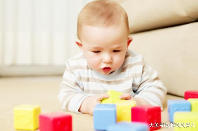 出现这3个信号, 说明宝宝正在猛长身体, 这段时间营养补对很关键