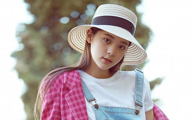 女人动情时, 身体会发出这4个暗号, 此时进攻事半功倍