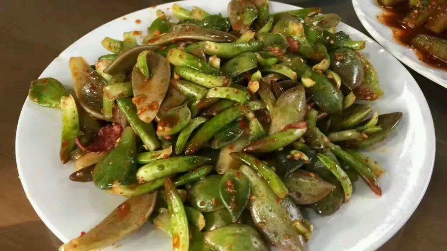 肉叶子炒盘菜, 咬一口, 牙齿都要酸掉了!