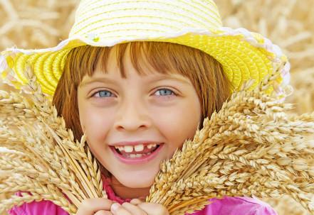 小孩有这几种表现, 说明他可能在学校受到了欺负, 爸妈不要忽视