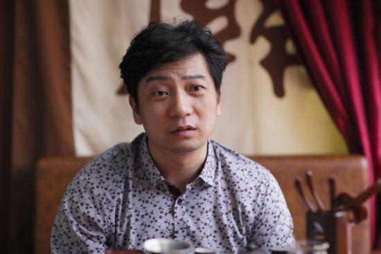 他颜值不高, 却差点与汤唯结婚, 最后在汤唯参演《色戒》后分手