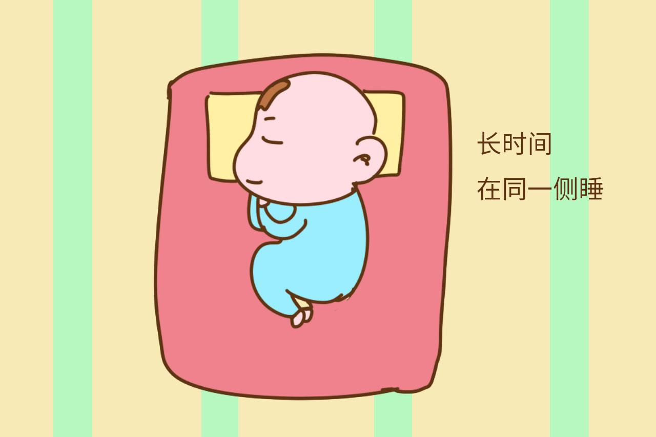 三个月宝宝侧睡图片