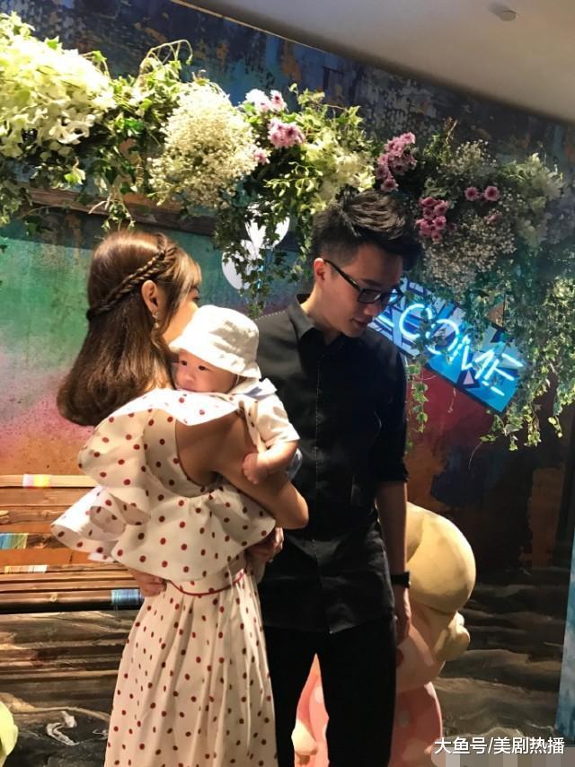 钱夫人雪梨完美逆袭, 儿子百日宴夫妻同框秀甜蜜, 王思聪最成功的前女友!