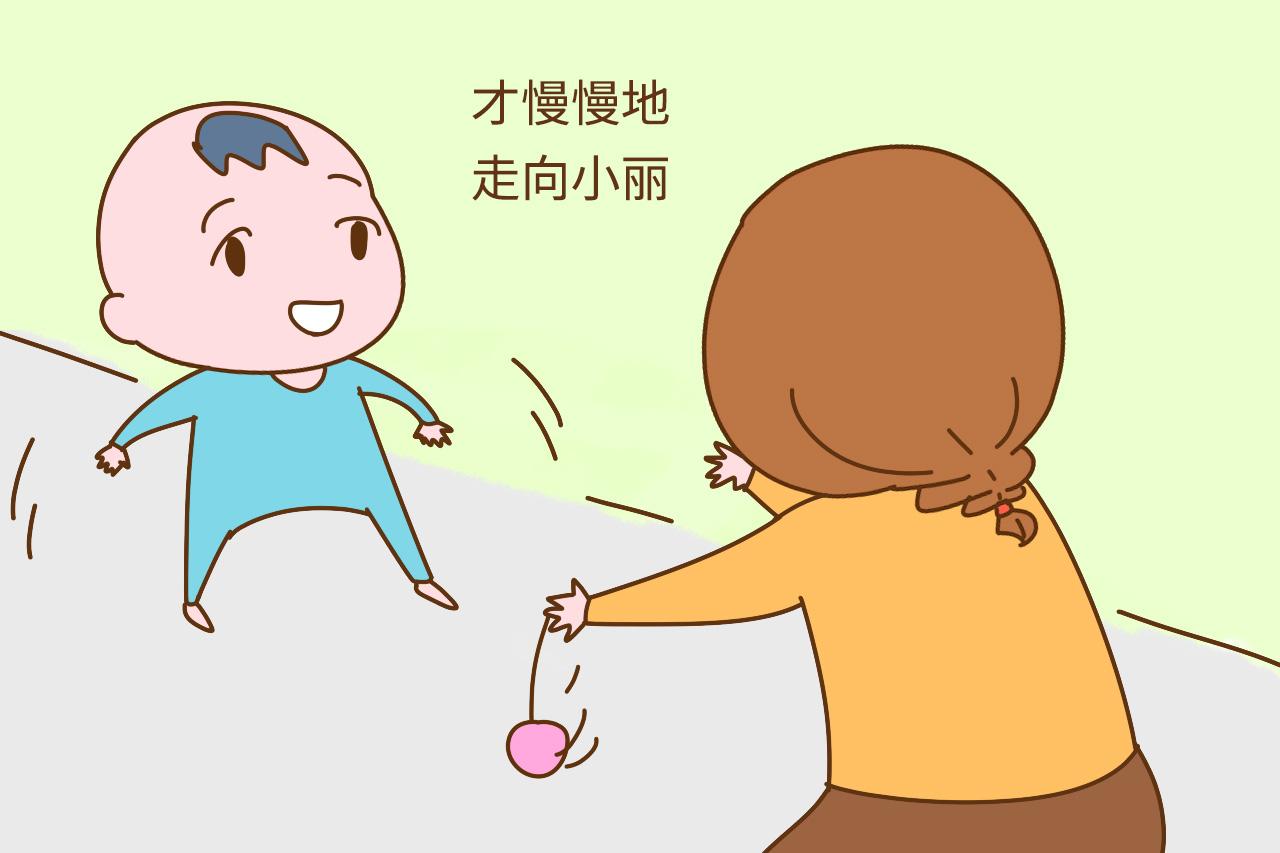 妈妈带着惊喜回来, 2岁宝宝却不让妈妈进门, 这下有点尴尬了