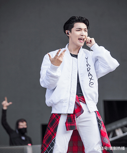 张艺兴登芝加哥音乐节, 小绵羊晋级华语音乐“领头羊”!