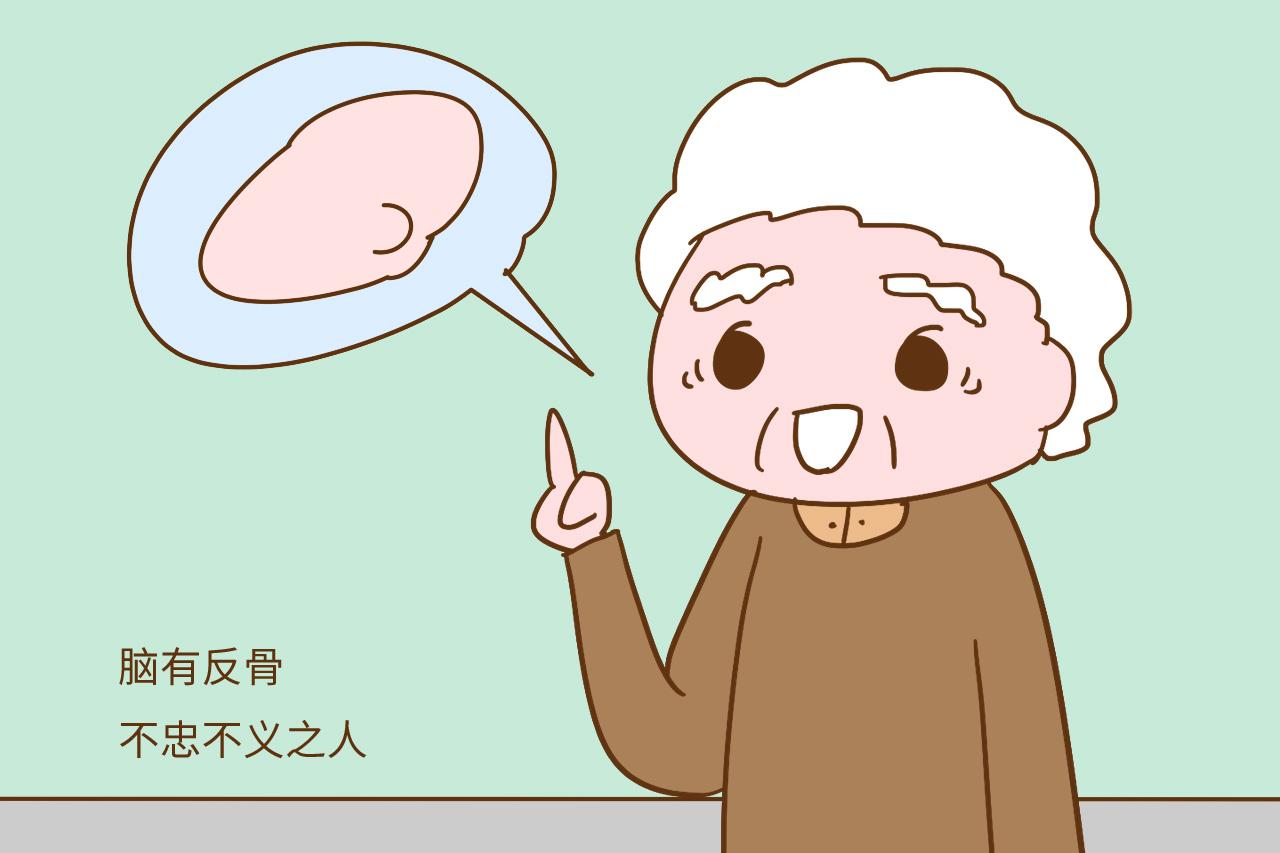 月子里老人为啥爱给孩子睡扁头? 知道原因的我赶紧给孩子撤枕头