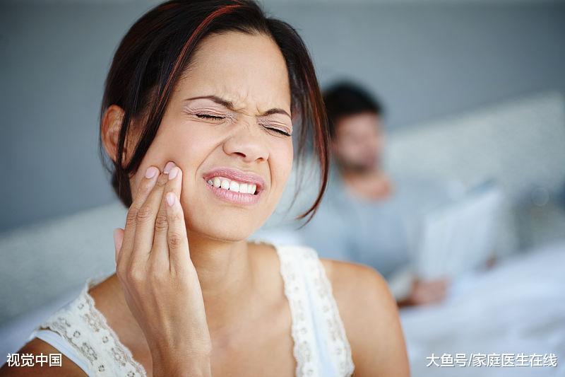 牙齿痛得"死去活来"? 学会4个方法, 在家也可以治牙疼